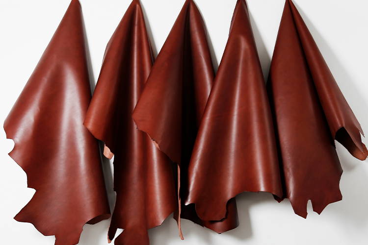 M*様 土屋鞄2024年限定発売 ディアリオ ヴィンテージワックスレザー