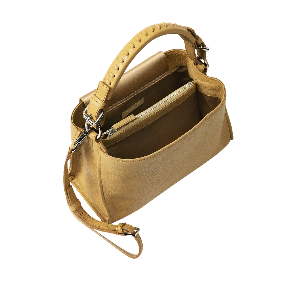 オーロイエロー/内装