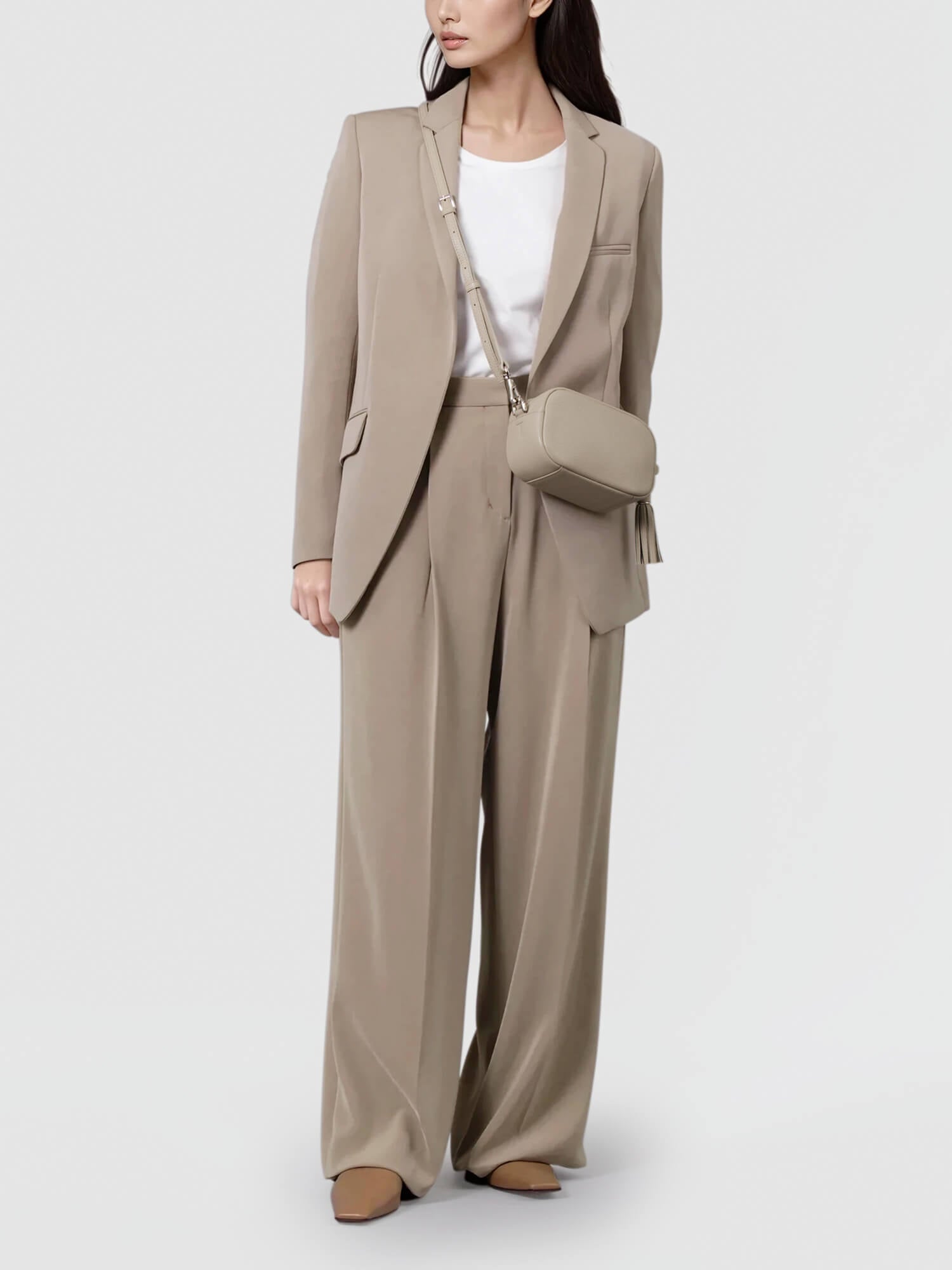 モデル身長166cm