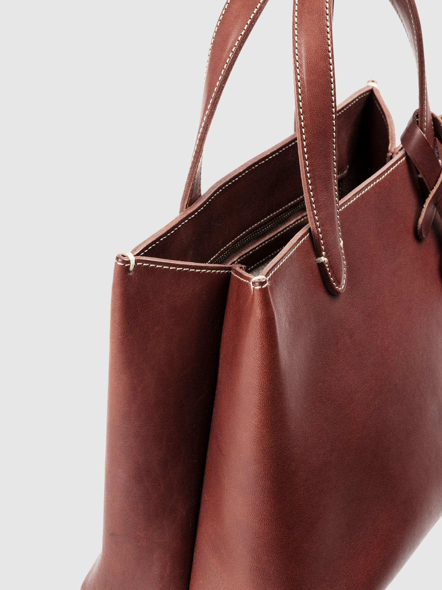 【数量限定色】ディアリオ ハンディトート