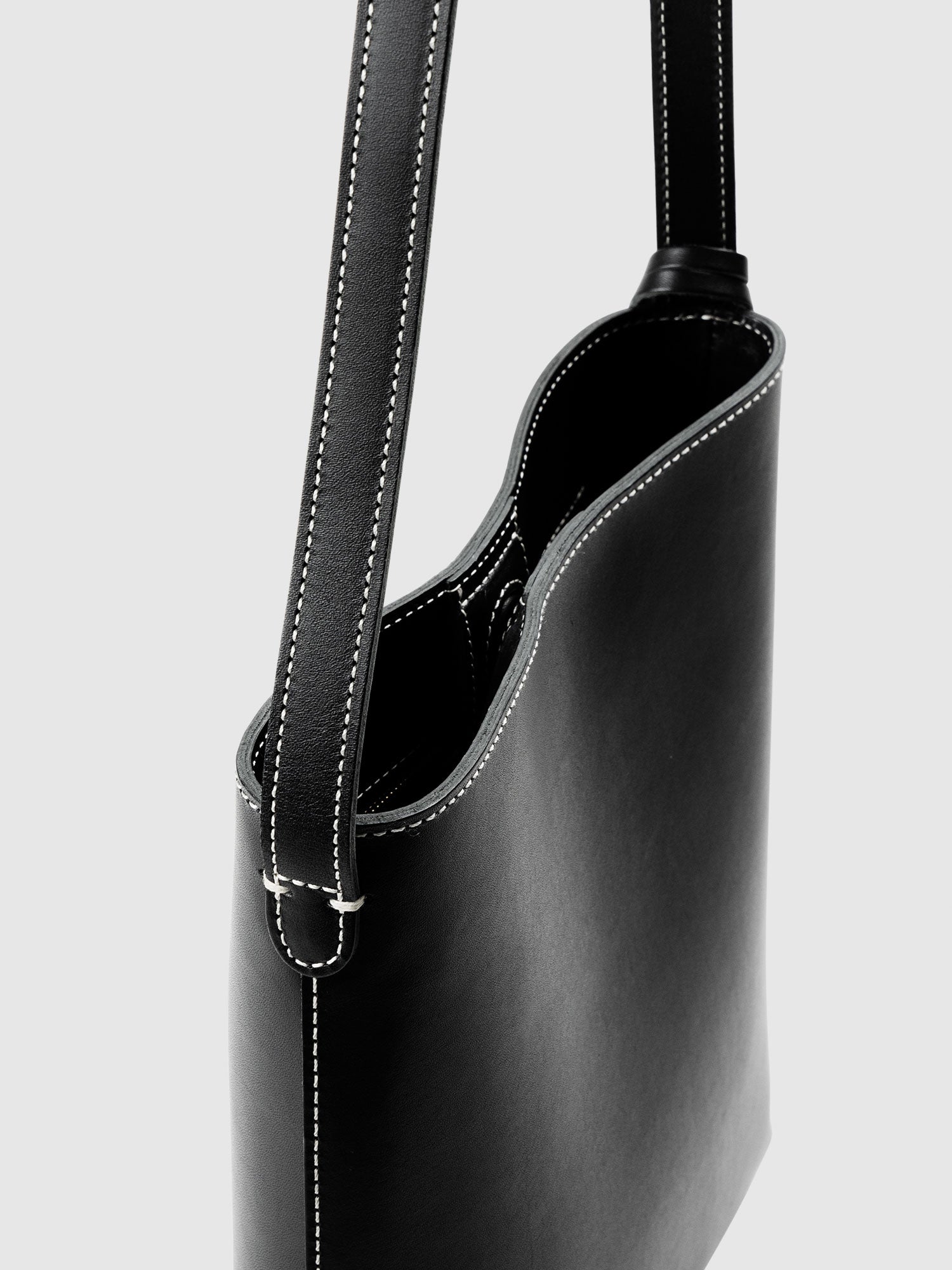 【数量限定色】ディアリオ ストロールショルダー