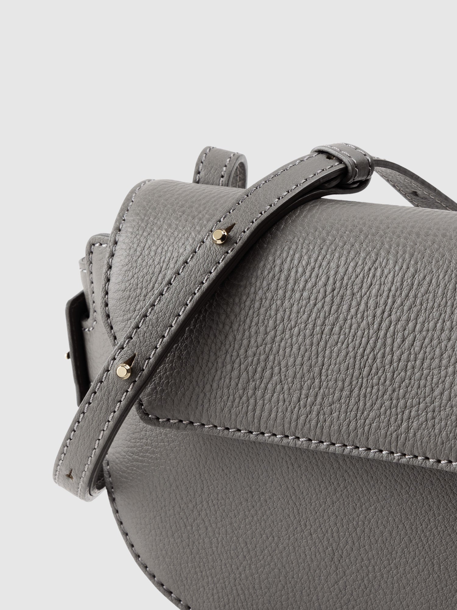 【新色・数量限定色】ガゼットコード フラップミニショルダー