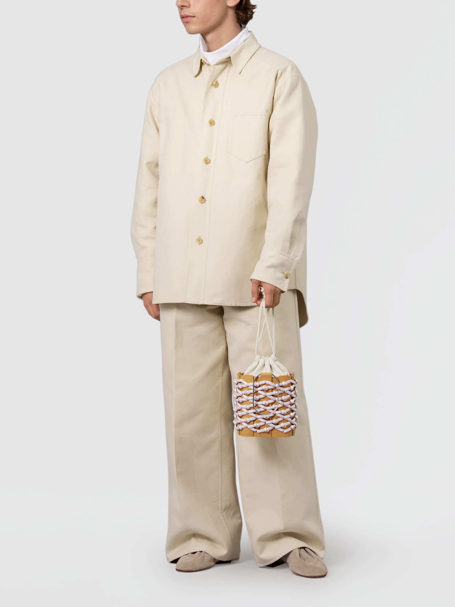 モデル身長185cm