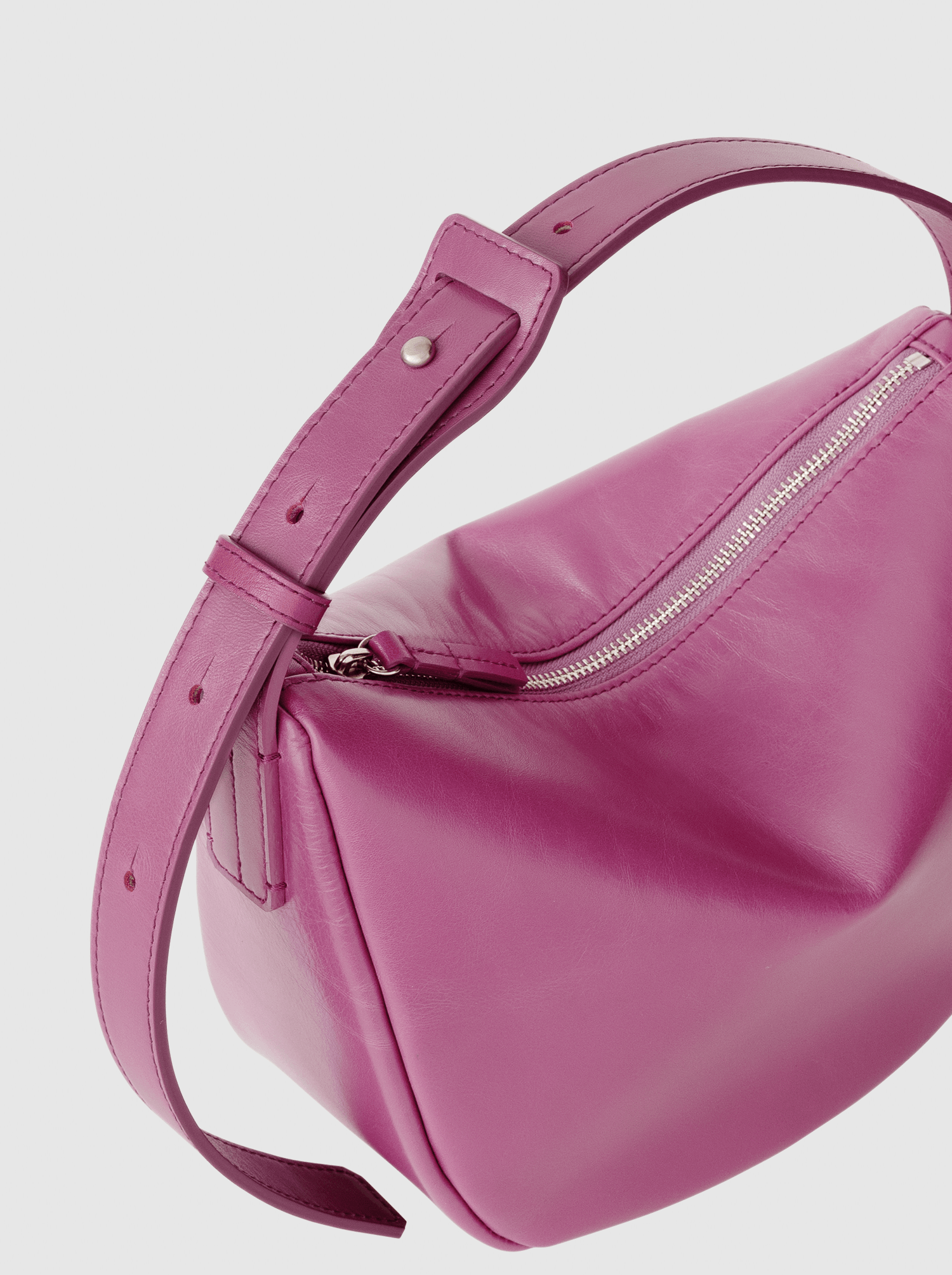 【数量限定色】アトロー ラウンドミニバッグ