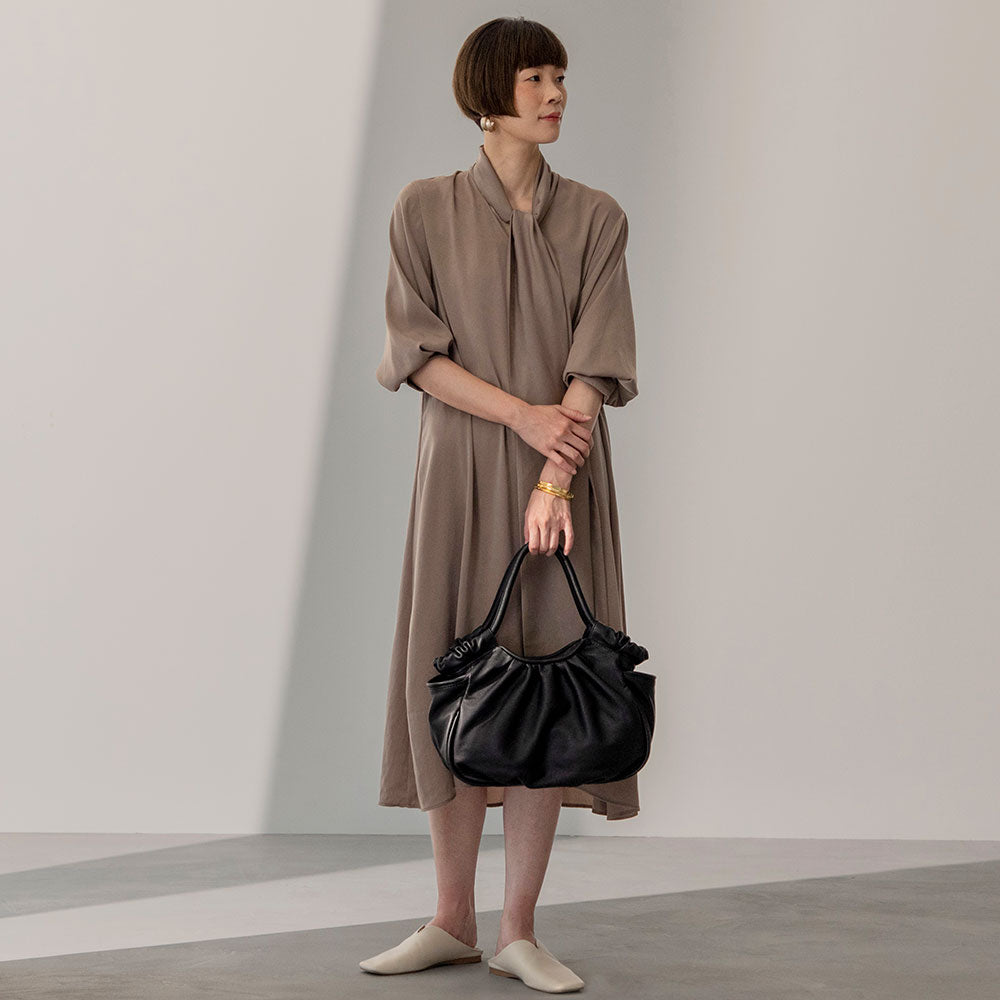 ラッフル ギャザートート