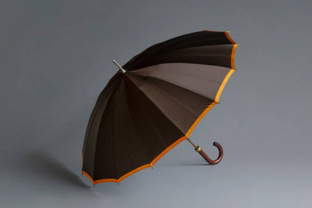 PATINA 雨の日の気分を上げてくれる、男前な傘。
