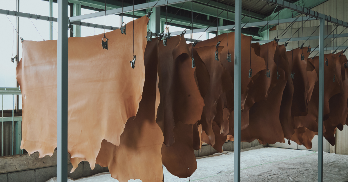 Voices from Inside vol.2 TSUCHIYA KABANの生産責任者に聞く 「オイルヌメ革」が愛される理由