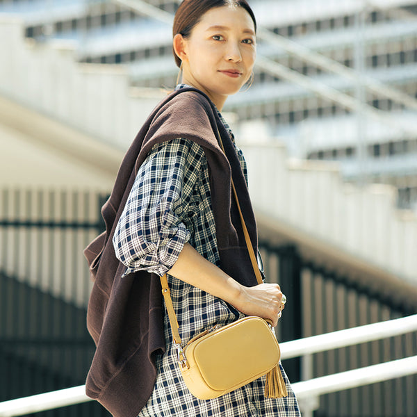 Vee Collective◇ショルダーバッグ　サコツシュ　ネオンイエロー Shoulder Strap Neon Yellow – VEE COLLECTIVE