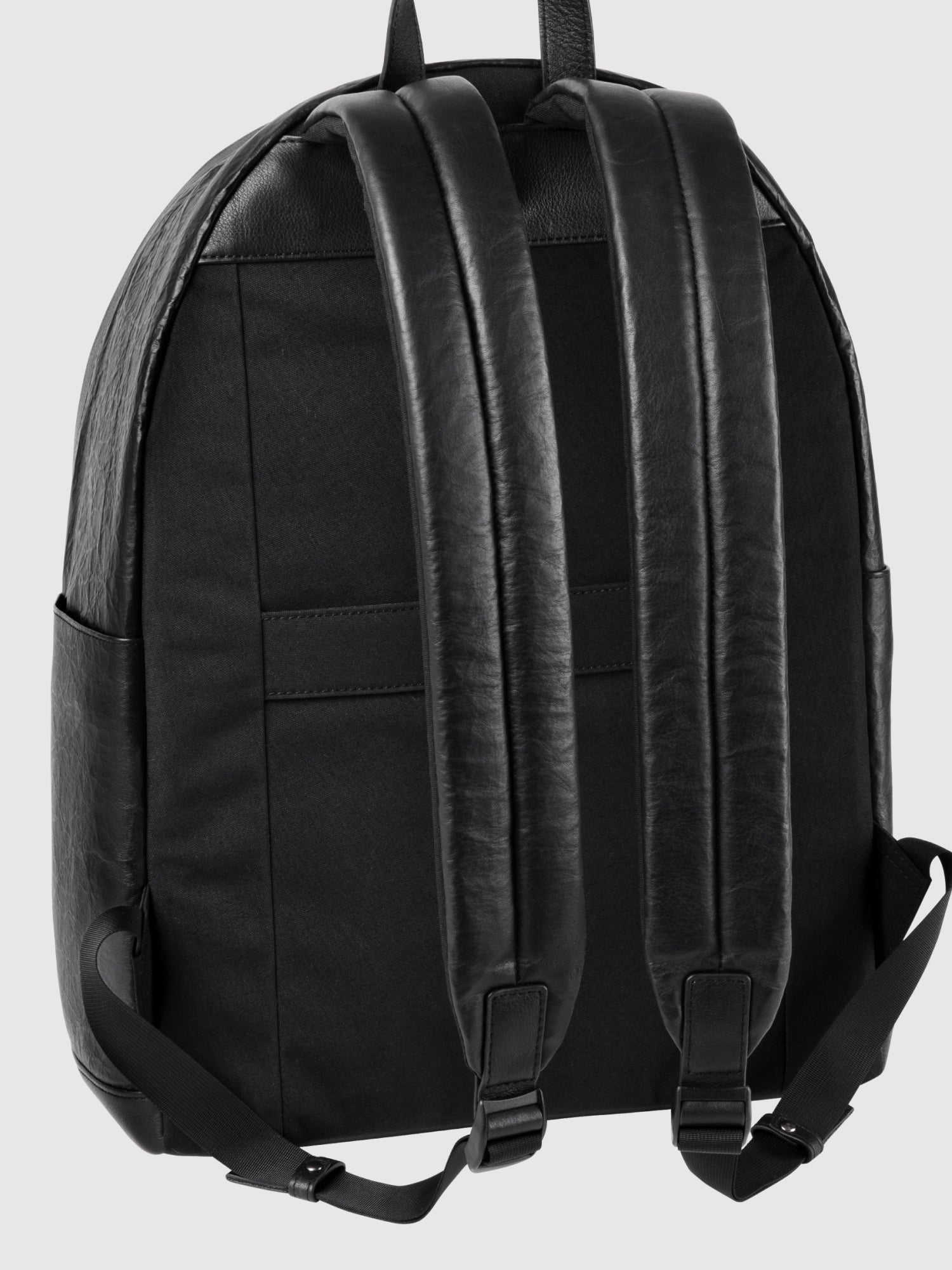 LEATHER BACKPACK M 017 | ATTITU（土屋鞄製造所） – バックパック