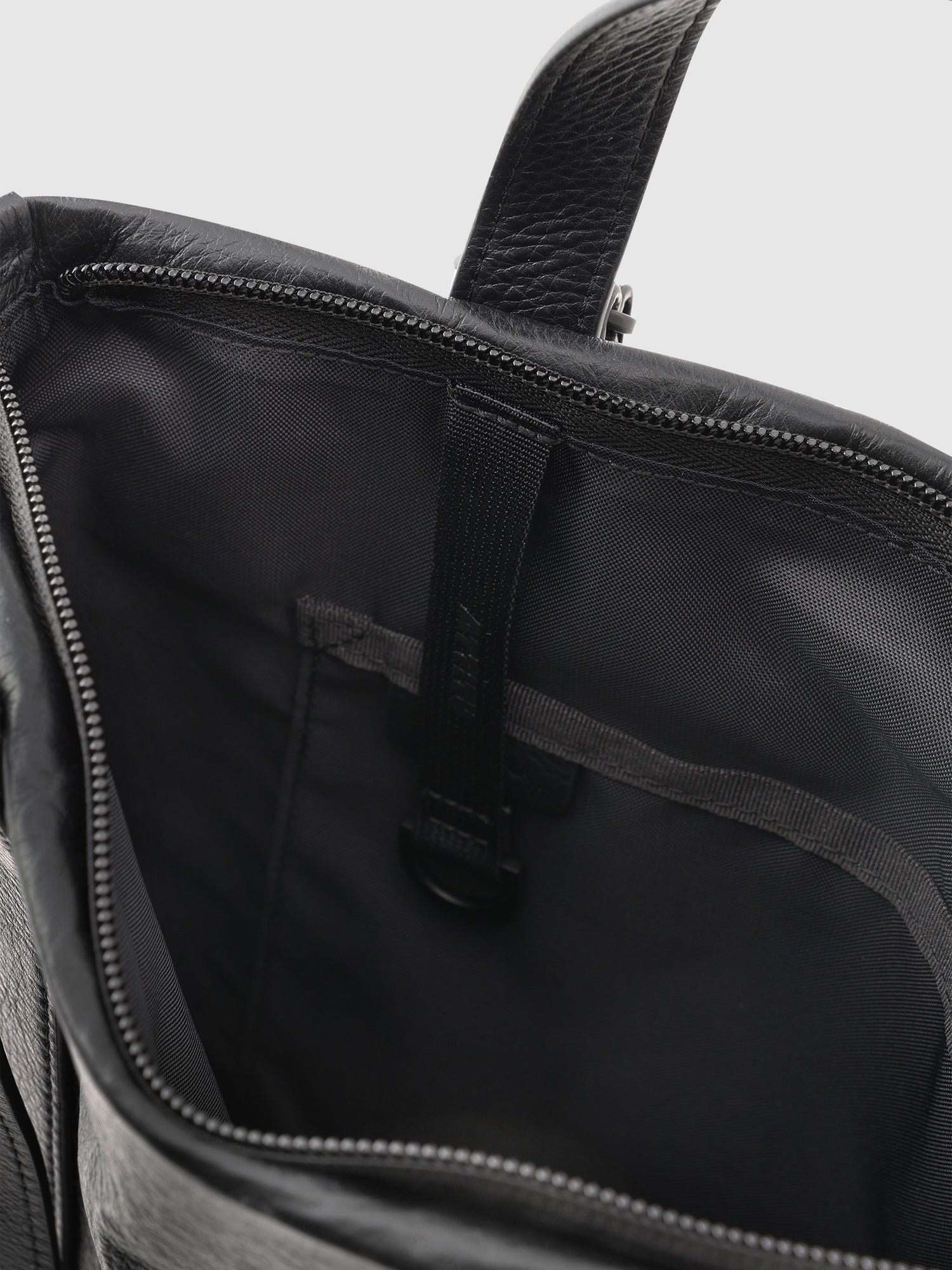 【予約販売】【新発売・数量限定型】LEATHER LAPTOP TOTE M 022