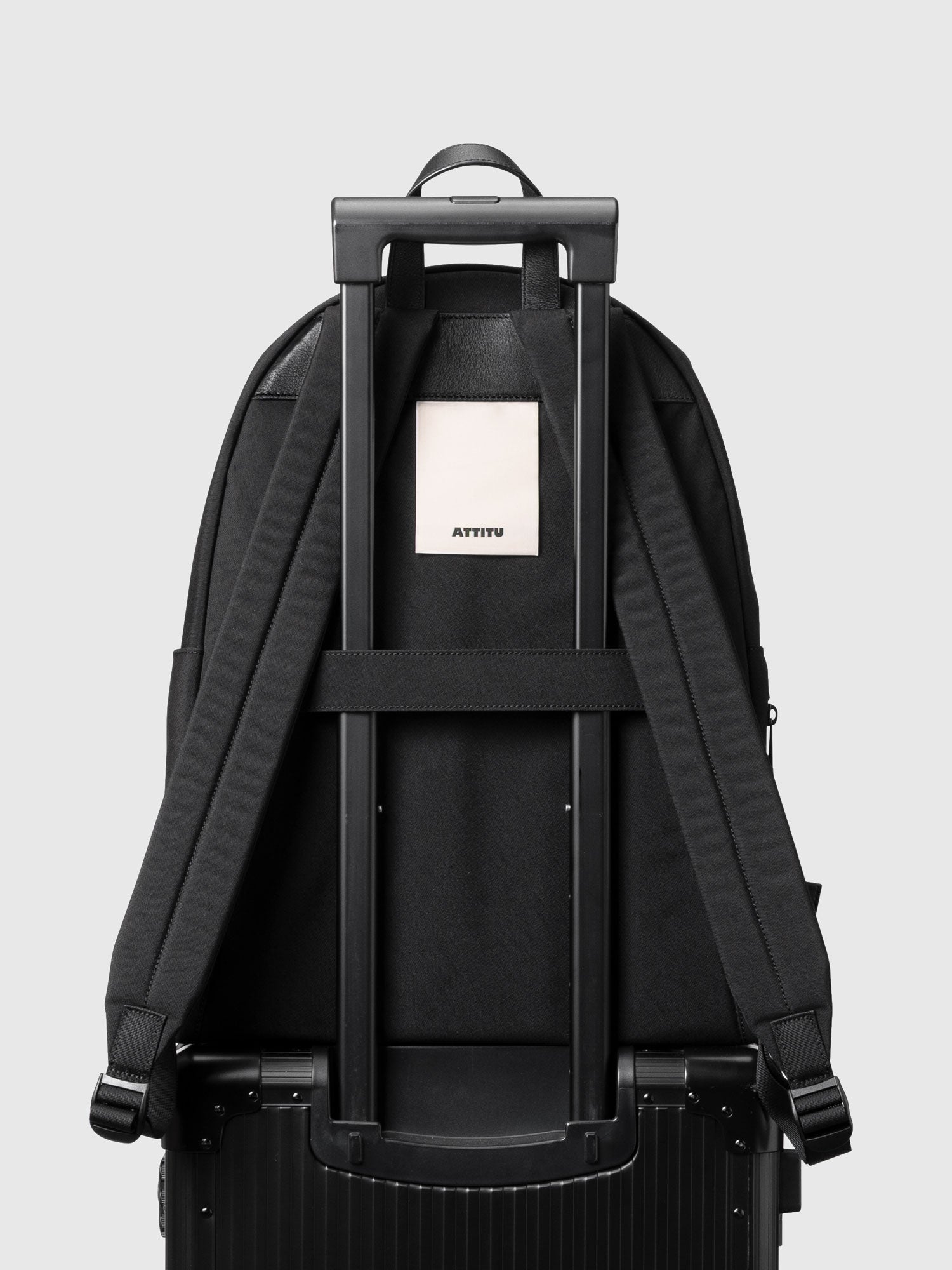 土屋鞄　ATTITU バックパック M ブラック　ネオンオレンジ 新発売】NYLON BACKPACK M 002 – – 土屋鞄製造所
