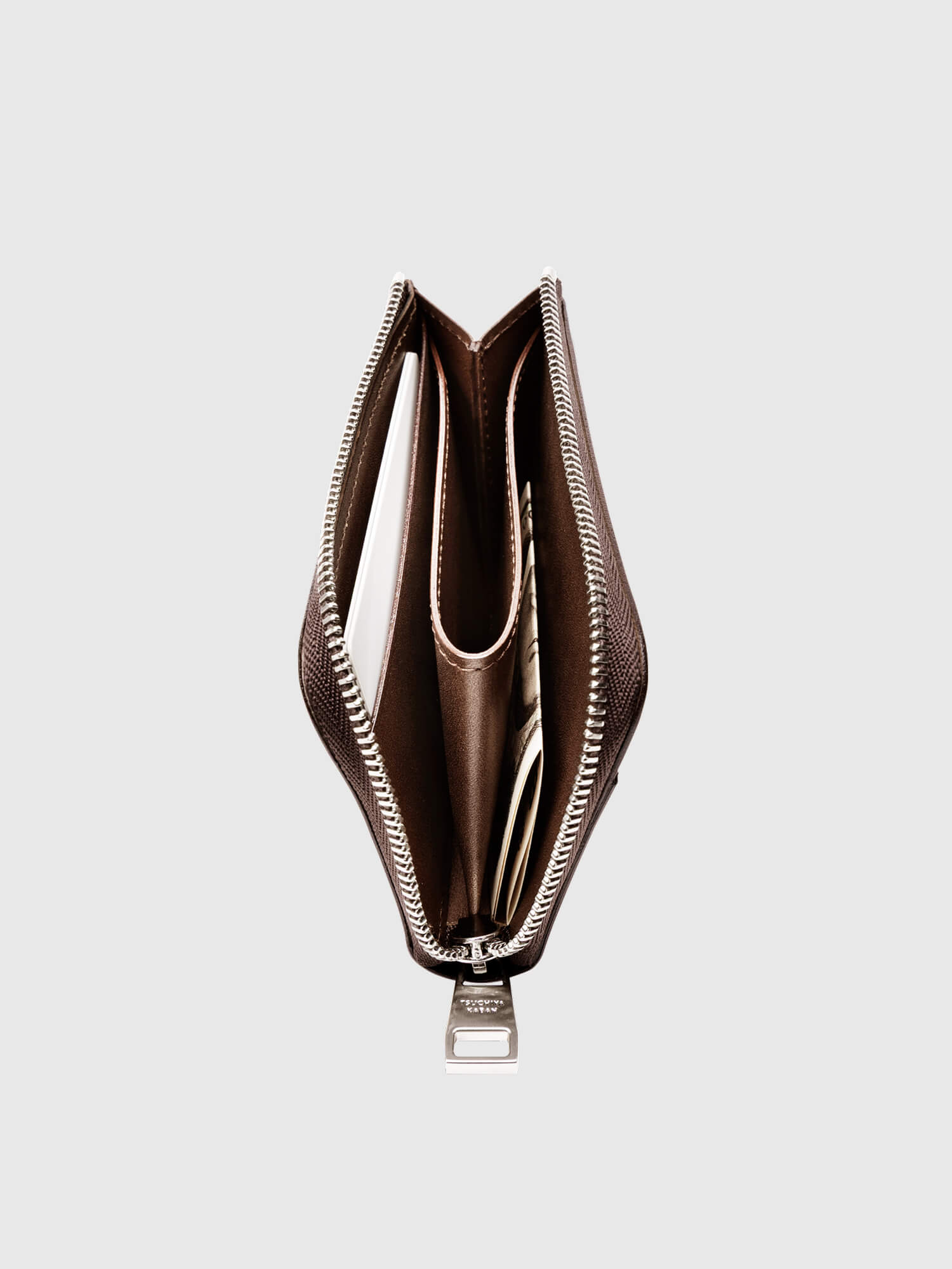 【新発売・数量限定色】コードバン コンパクトLファスナー 002