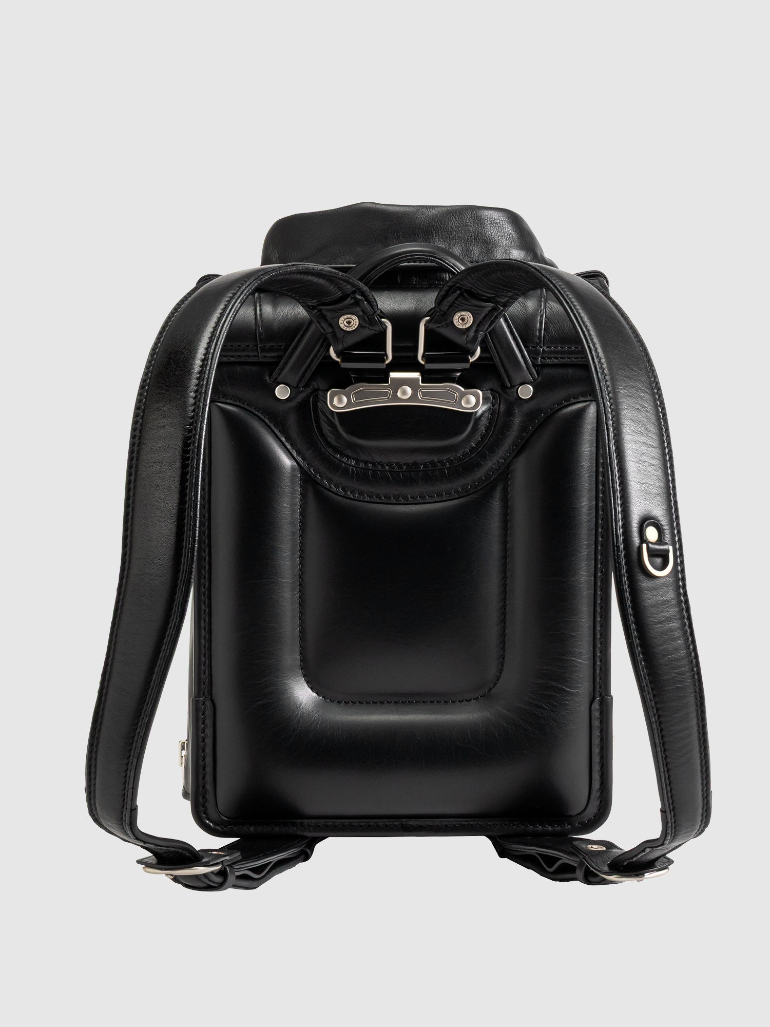 新発売】A LEATHER×TSUCHIYA KABAN ROUNDRIDER– バックパック