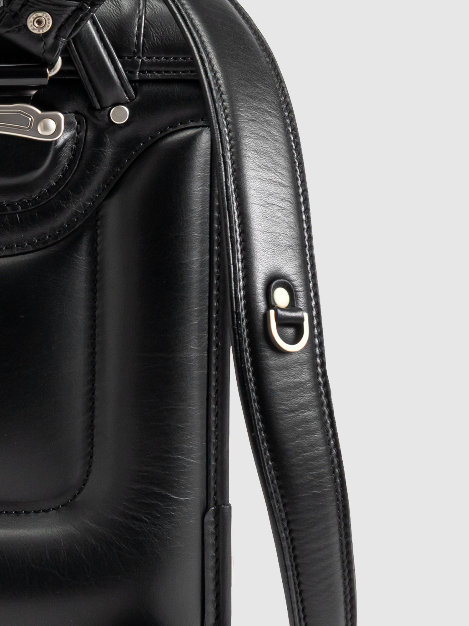 【新発売】A LEATHER×TSUCHIYA KABAN ROUNDRIDER