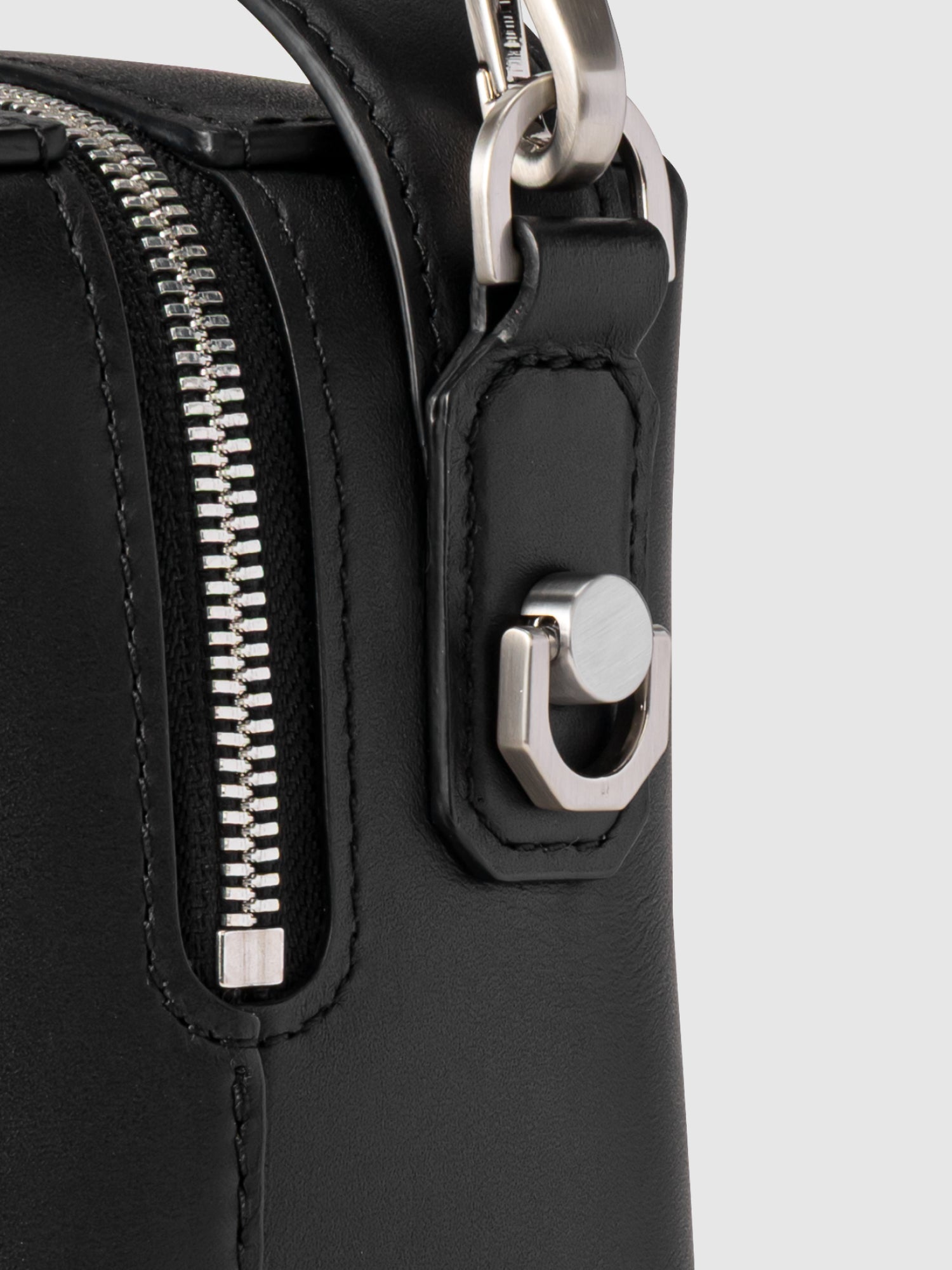新発売】ストレイヴン 2wayワンハンドルバッグ – ショルダーバッグ