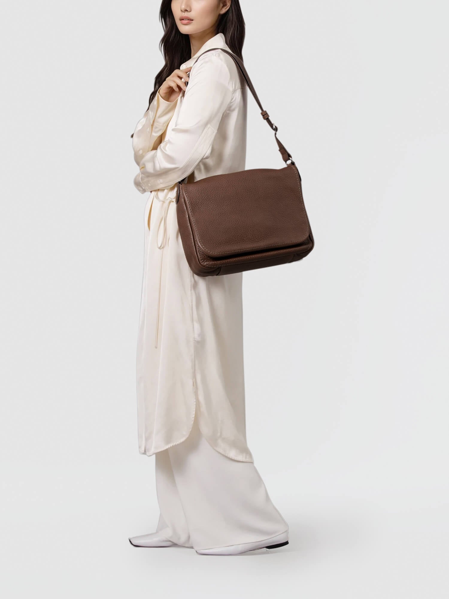 トーンオイルヌメ ショルダー – ショルダーバッグ – 土屋鞄製造所