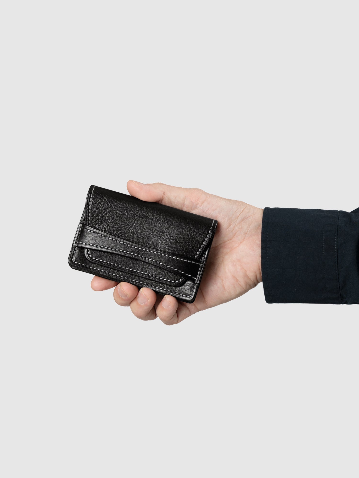 新色】ウルバーノ ベルトカードケース – 名刺入れ・カードケース